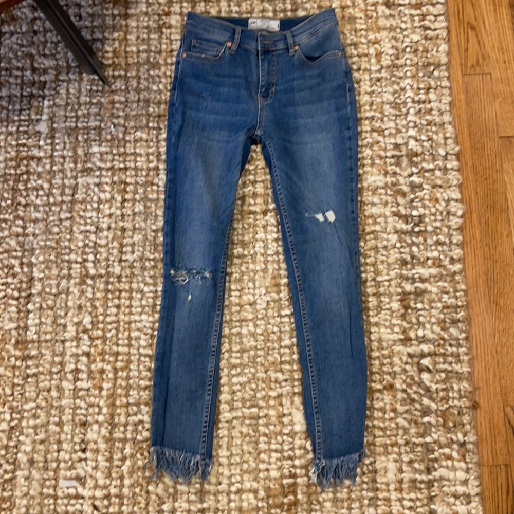 Free People High Waisted Skinny Jeans - Size 25